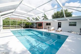 59 Wickliffe DR, Naples, FL 34110