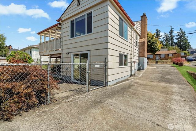 3237 Solie Avenue, Bremerton, WA 98310