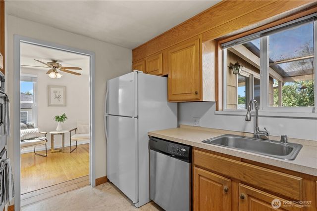 3237 Solie Avenue, Bremerton, WA 98310