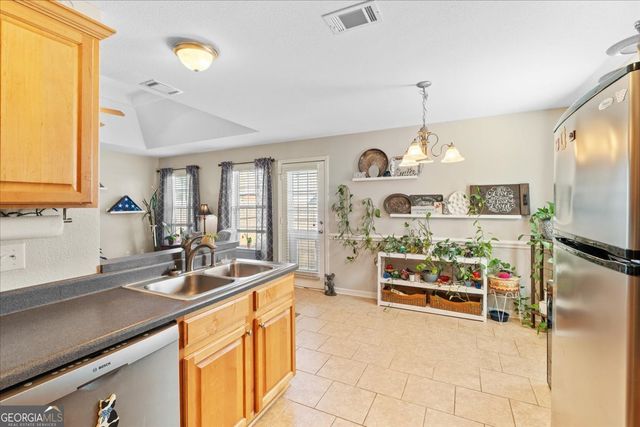 125 Amber Drive, Byron, GA 31008