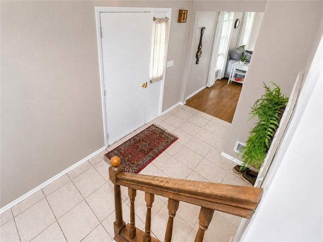 114 Oak Bridge Way, Greece, NY 14612
