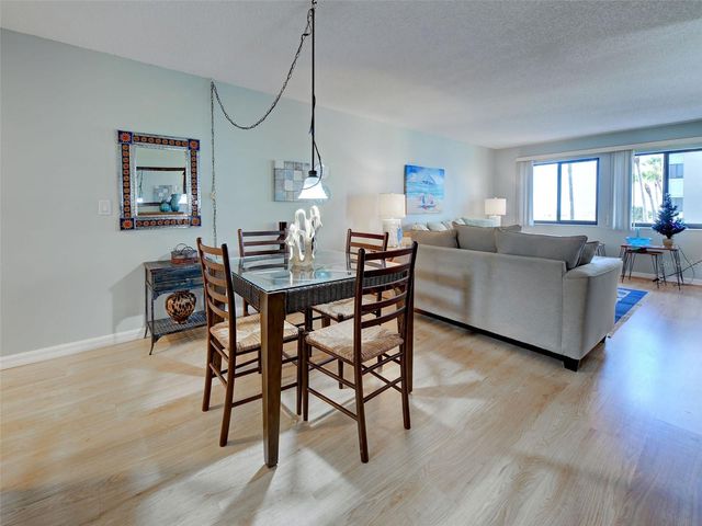 700 GOLDEN BEACH BV 121, Venice, FL 34285