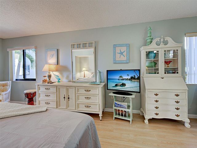 700 GOLDEN BEACH BV 121, Venice, FL 34285