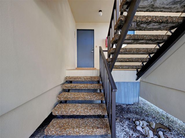 700 GOLDEN BEACH BV 121, Venice, FL 34285