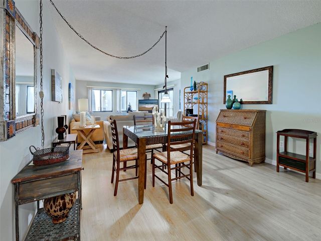 700 GOLDEN BEACH BV 121, Venice, FL 34285