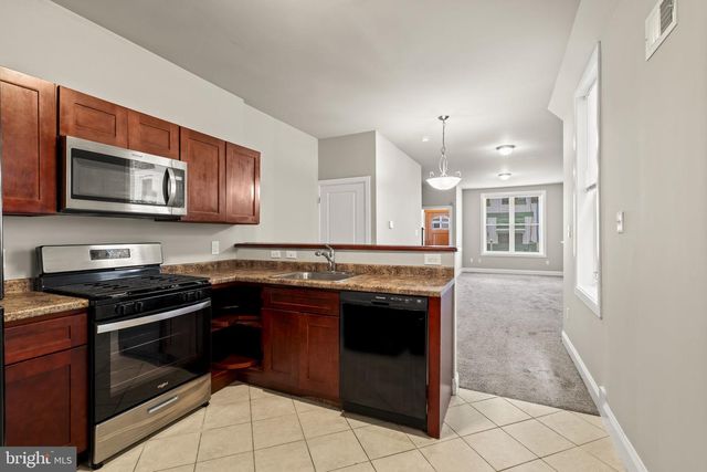 2527 N 18TH ST, Philadelphia, PA 19132