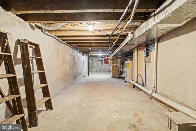 2527 N 18TH ST, Philadelphia, PA 19132