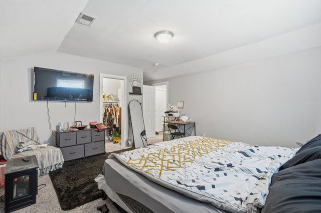 3202 W 67th Street, Davenport, IA 52806