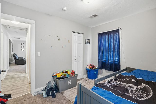 3202 W 67th Street, Davenport, IA 52806