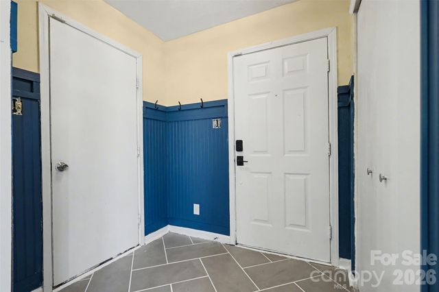 2648 Stream Bank Drive, Charlotte, NC 28269