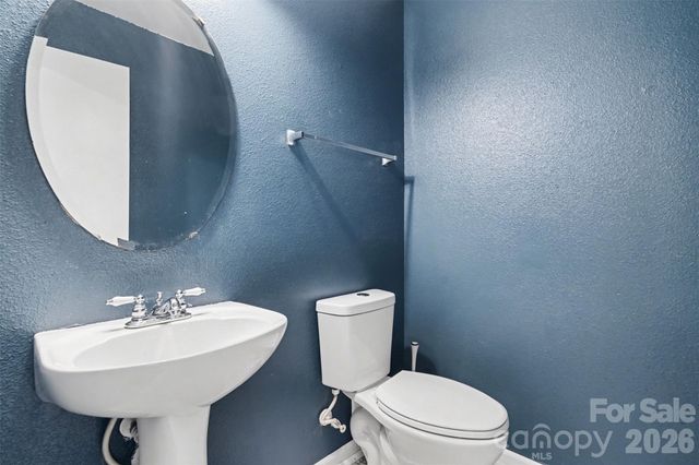 2648 Stream Bank Drive, Charlotte, NC 28269