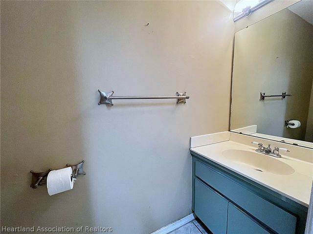 111 Revson Avenue, Sebring, FL 33876