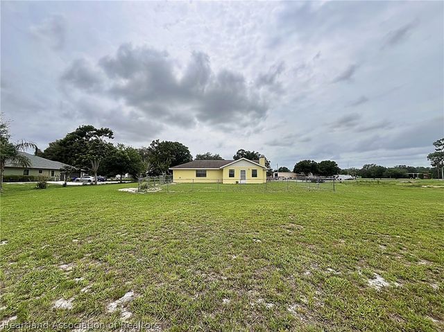 111 Revson Avenue, Sebring, FL 33876
