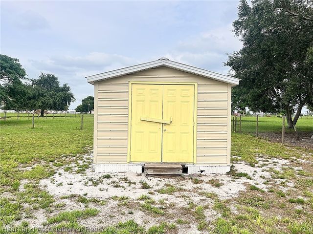 111 Revson Avenue, Sebring, FL 33876