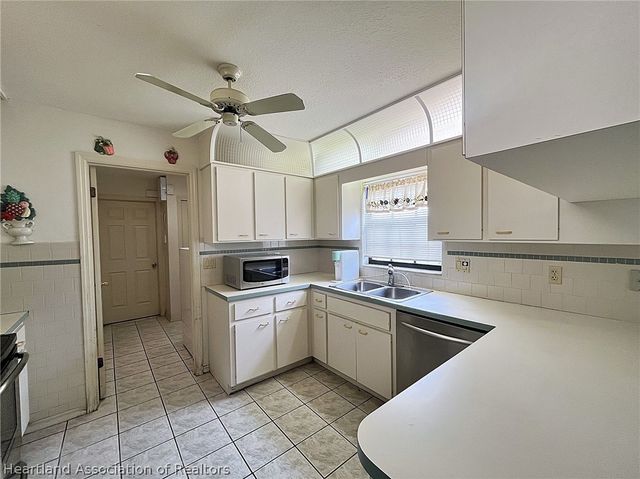 111 Revson Avenue, Sebring, FL 33876