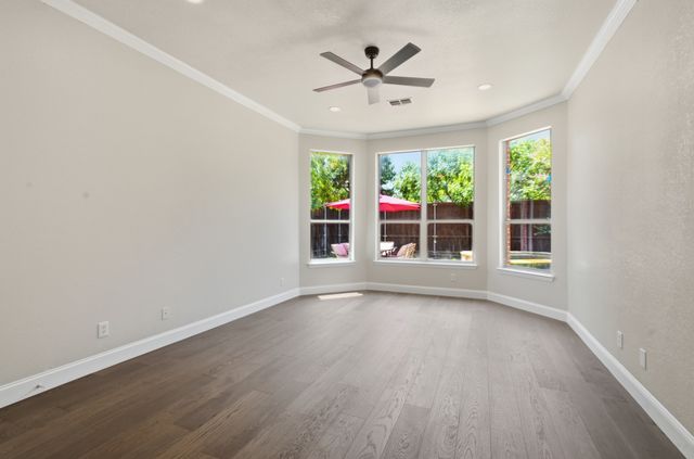 15701 Crown Cove Lane, Frisco, TX 75035