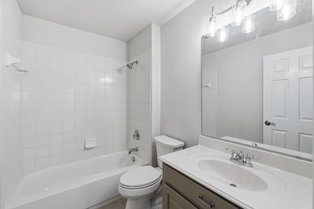 15701 Crown Cove Lane, Frisco, TX 75035