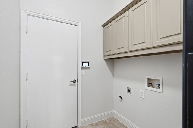 15701 Crown Cove Lane, Frisco, TX 75035