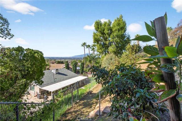 3803 28th, Highland, CA 92346