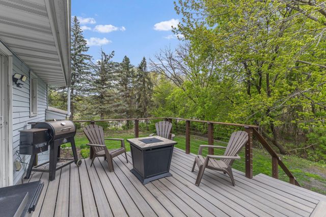 7501 82nd Avenue N, Brooklyn Park, MN 55445