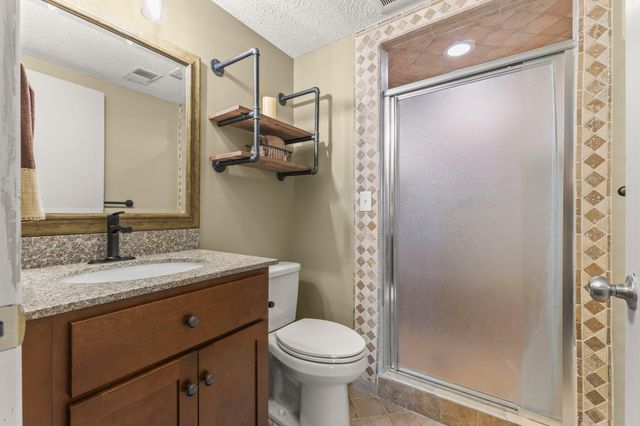 7501 82nd Avenue N, Brooklyn Park, MN 55445