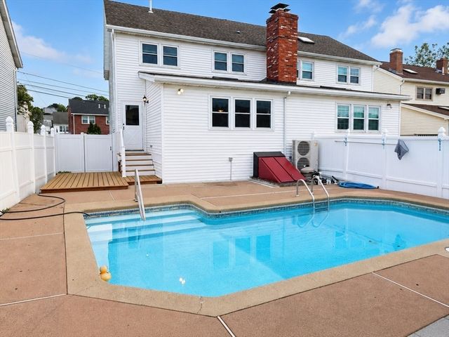 41 Burnett Rd 41, Revere, MA 02151