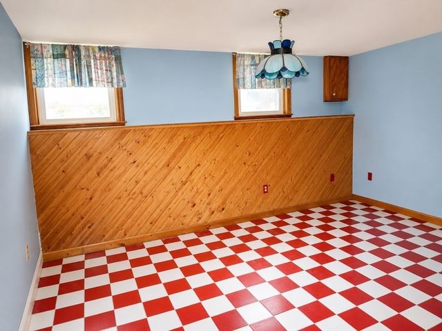 41 Burnett Rd 41, Revere, MA 02151