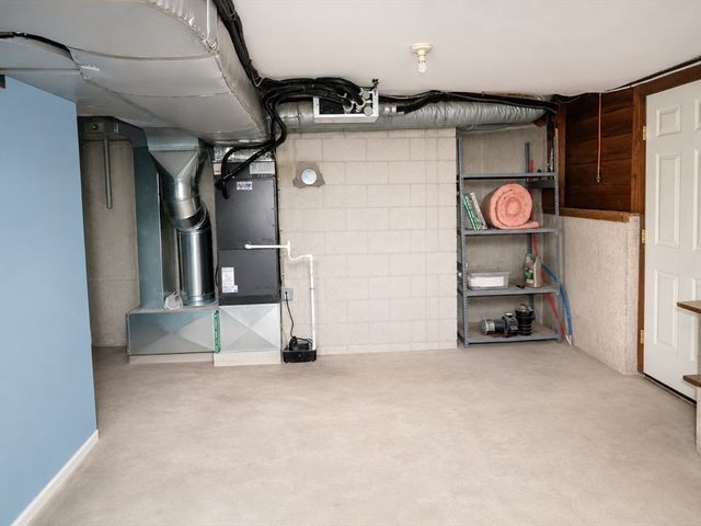 41 Burnett Rd 41, Revere, MA 02151