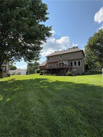 2010 Hidden Valley Drive, Pleasant Hill, MO 64080