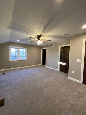 25130 Valley Dr Drive, Bettendorf, IA 52722