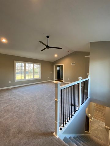 25130 Valley Dr Drive, Bettendorf, IA 52722