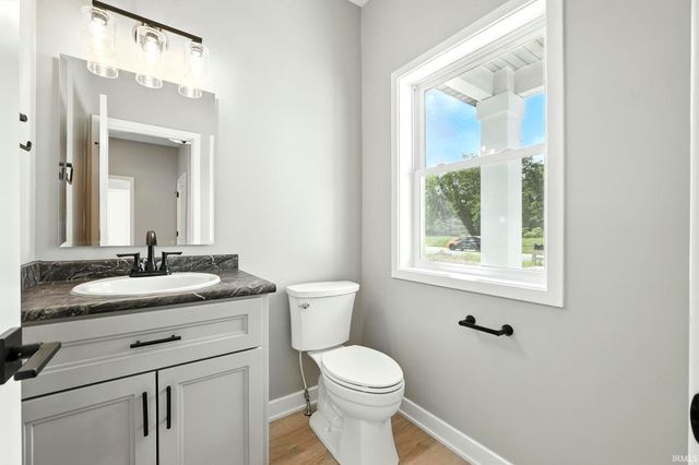 1216 Switchfoot Drive, Huntertown, IN 46748
