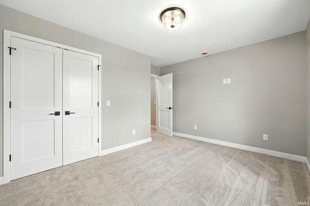 1216 Switchfoot Drive, Huntertown, IN 46748