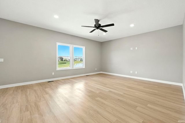 1216 Switchfoot Drive, Huntertown, IN 46748
