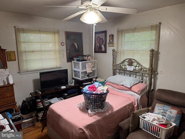 34 WOODLAND DR, Jacobus, PA 17407