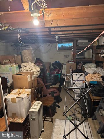 34 WOODLAND DR, Jacobus, PA 17407