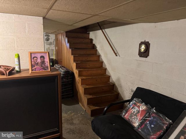 34 WOODLAND DR, Jacobus, PA 17407