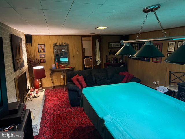 34 WOODLAND DR, Jacobus, PA 17407