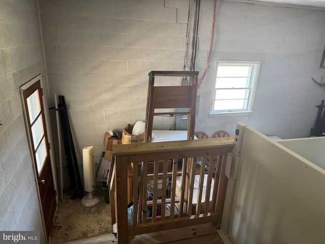 34 WOODLAND DR, Jacobus, PA 17407