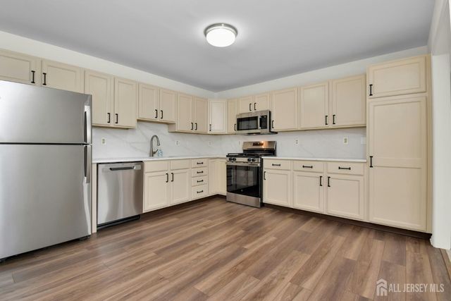 277 E Nighthawk Drive, Monroe, NJ 08831