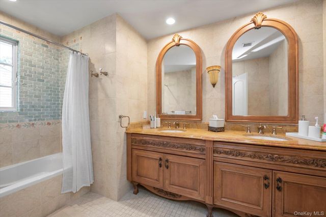 760 Hillcrest Place, North Woodmere, NY 11581