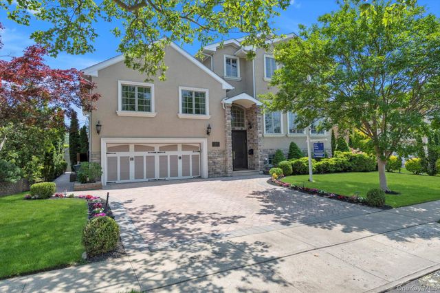 760 Hillcrest Place, North Woodmere, NY 11581