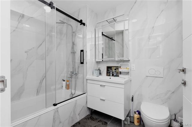 15 W End Avenue 3F, Brooklyn, NY 11235
