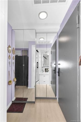 15 W End Avenue 3F, Brooklyn, NY 11235