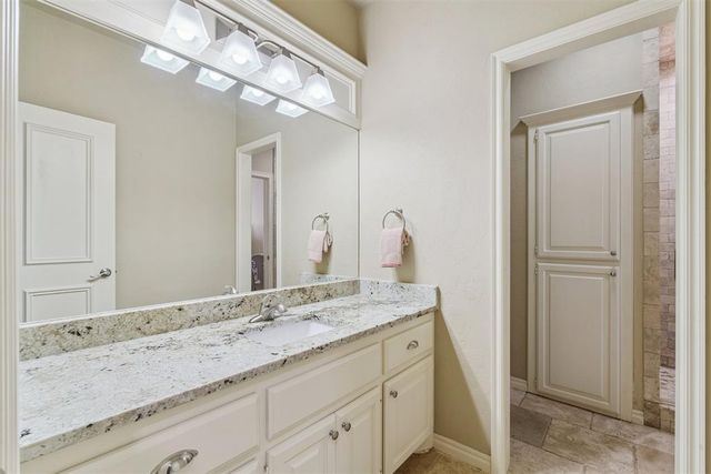 13908 Plantation Way, Edmond, OK 73013