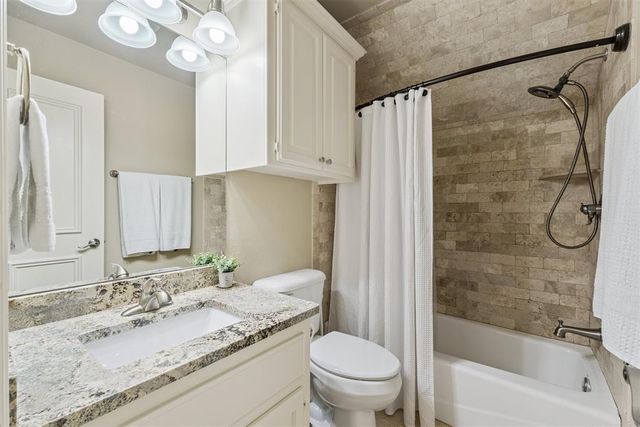 13908 Plantation Way, Edmond, OK 73013