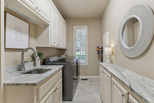 13908 Plantation Way, Edmond, OK 73013