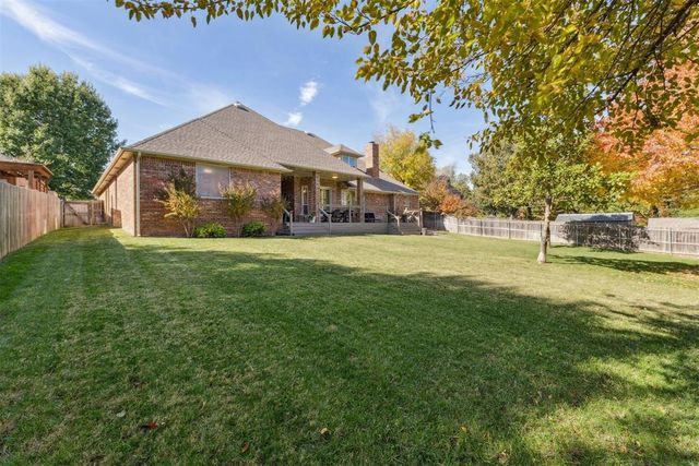 13908 Plantation Way, Edmond, OK 73013