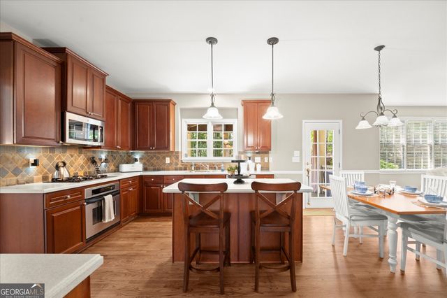7035 Bennington Lane, Cumming, GA 30041