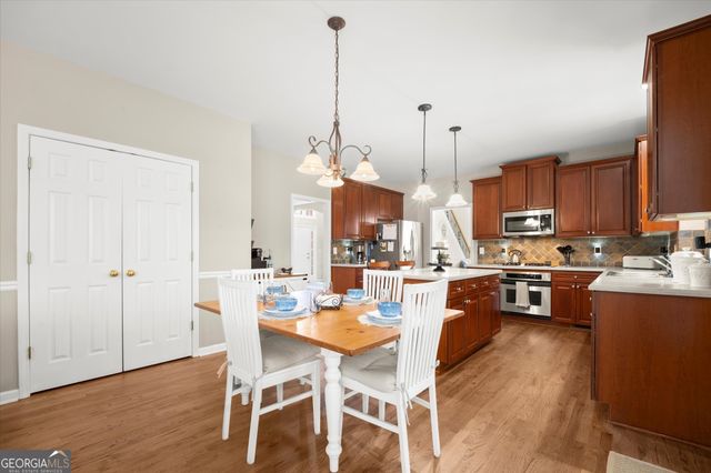 7035 Bennington Lane, Cumming, GA 30041
